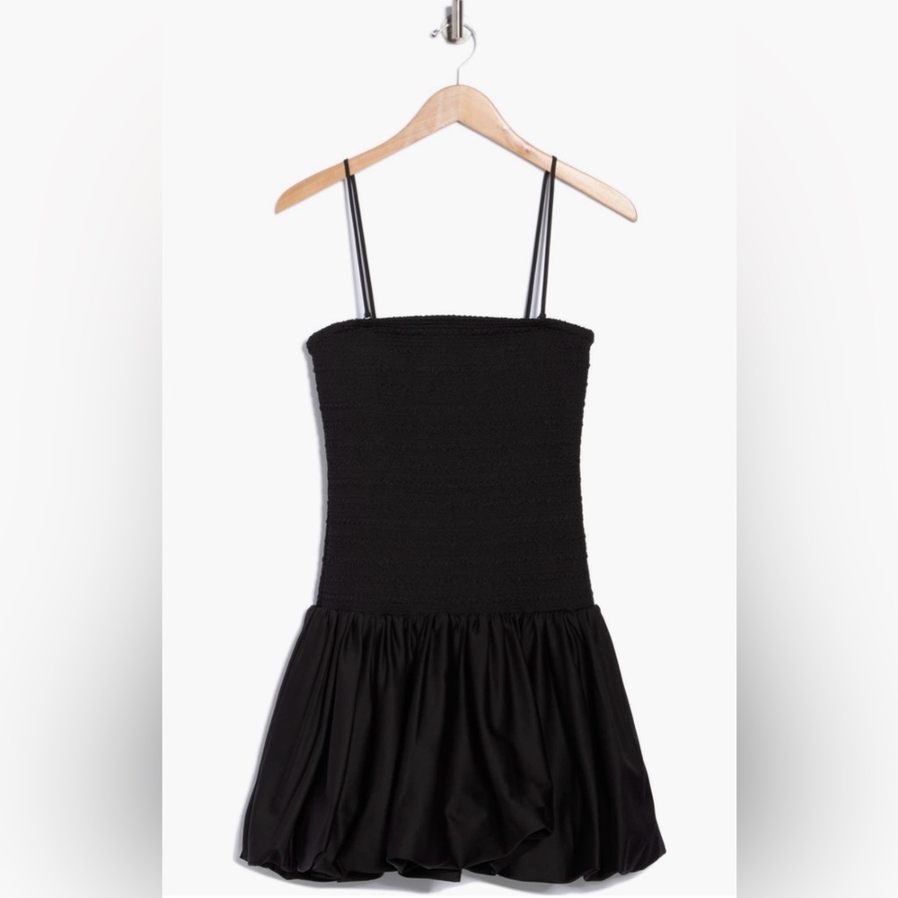 NWT Alice + Olivia Arden Smocked Drop Waist Bubble Hem Sz 8 Minidress Old Money